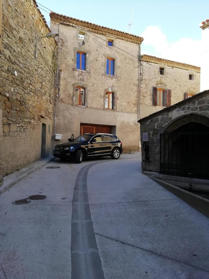 Ancienne Caserne Du Chateau Azille Exterior foto